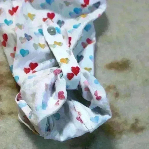 JANE & DELANCEY Flowy Ruffle Rainbow Heart Button Roll Tab Sleeve Blouse Women M - Picture 5 of 11